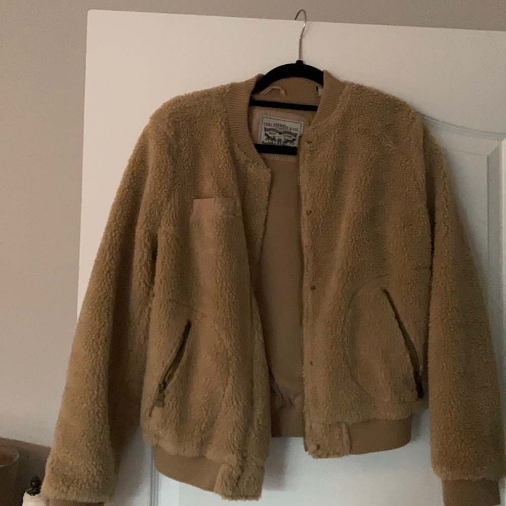 Levi’s teddy bomber jacket